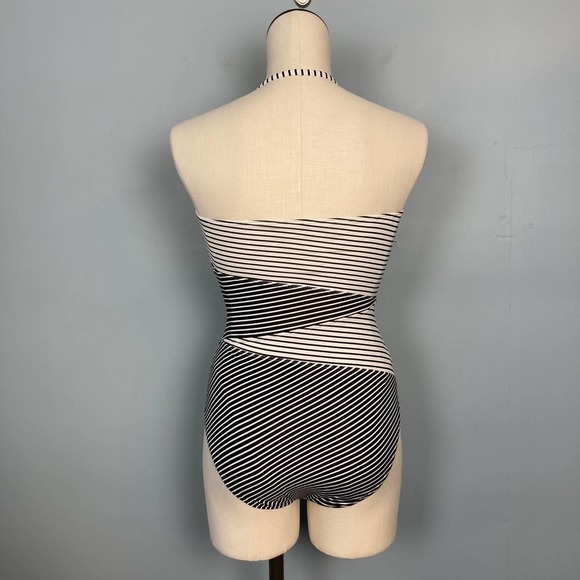 Liz Claiborne Black White Geometric Strip Optical Illusion Swimsuit Size 6 - Picture 4 of 12